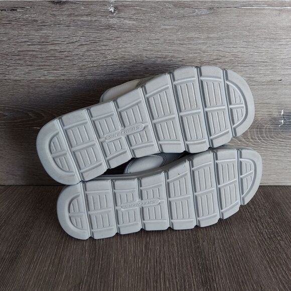 SKECHERS Relaxed Fit Plus Memory Foam Gray Slide On Casual Sandals Mens Size 8 - Picture 6 of 7